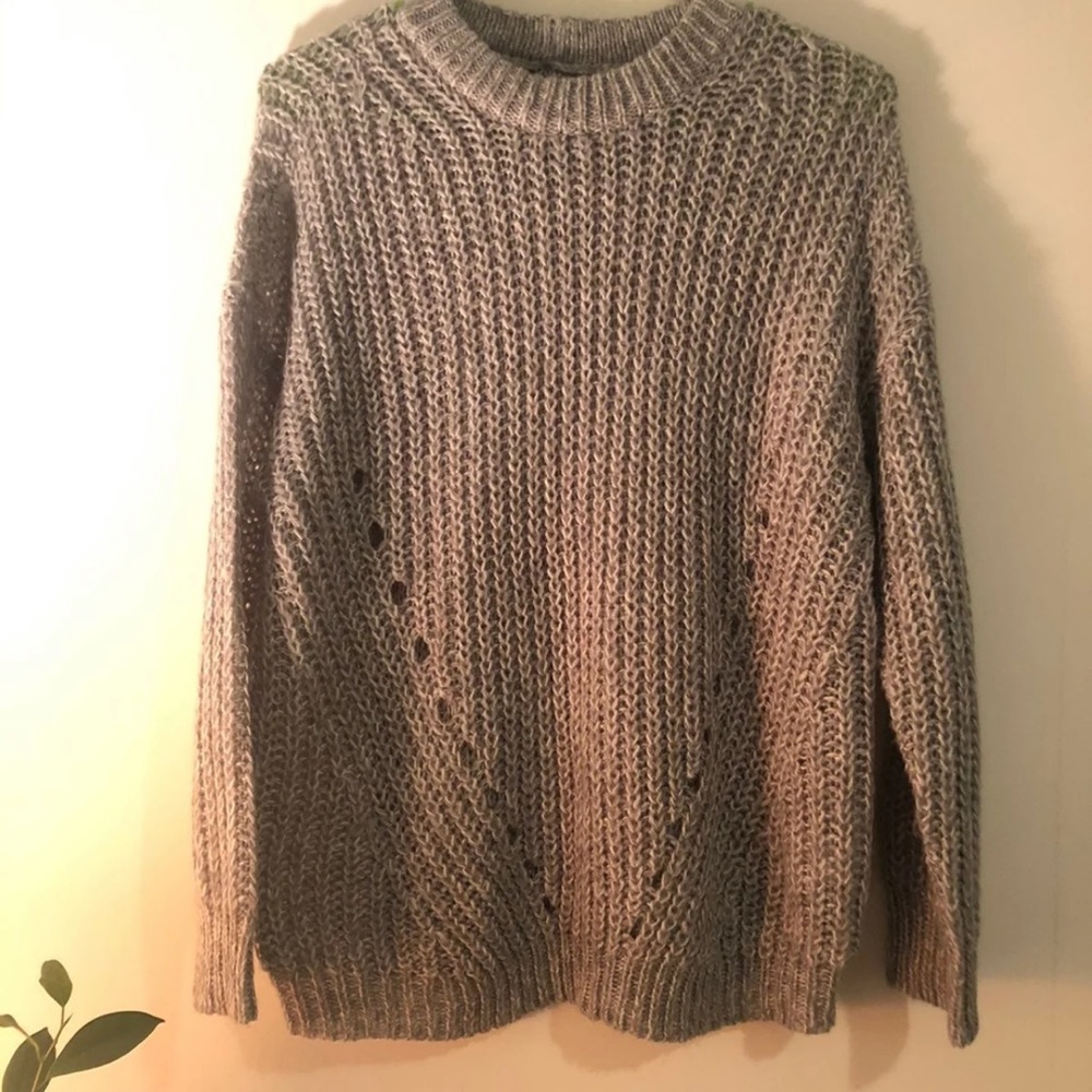 American eagle sweater